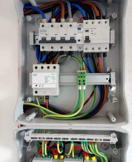 Trabajos electricidad simón santos 10